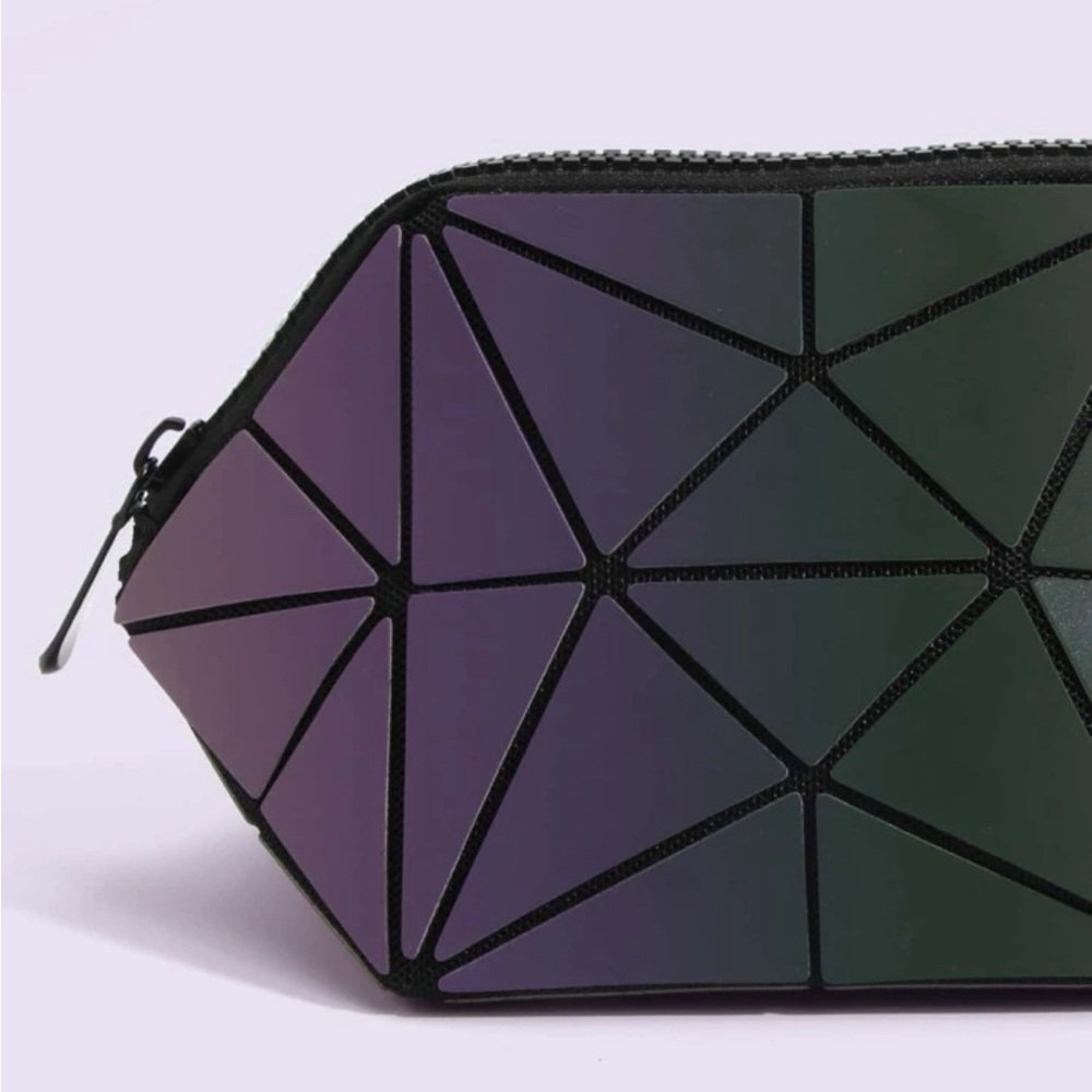 Large Capacity Cosmetics Case, NWT - Picture 2 of 5